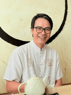 Thân Hoàng Duy